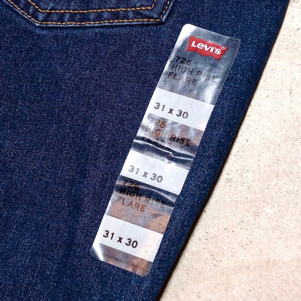 NWT Levi's 726 Flare Jeans Women's 31x30 Denim Bell Bottom High Rise Retro - Picture 5 of 13